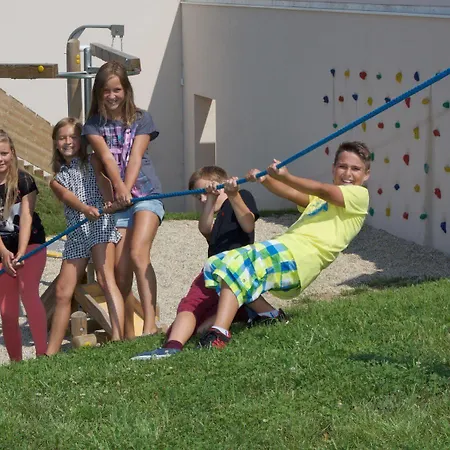 Jufa Knappenberg 4* Ober-Gossen