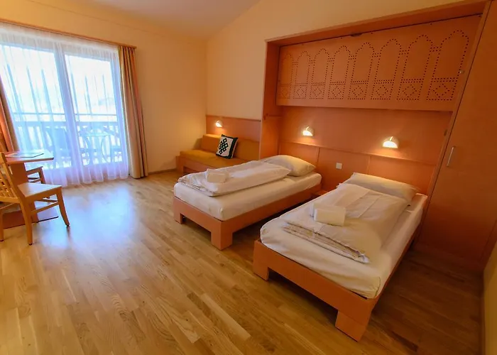 Jufa Knappenberg Hotel 4*