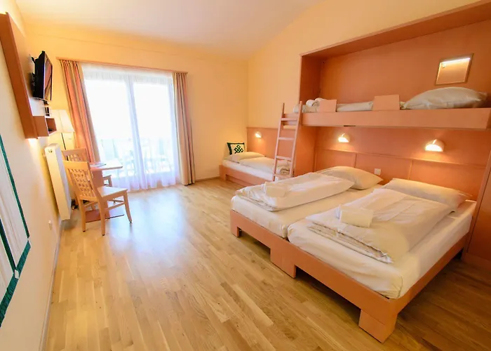 Hotel Jufa Knappenberg Ober-Gossen