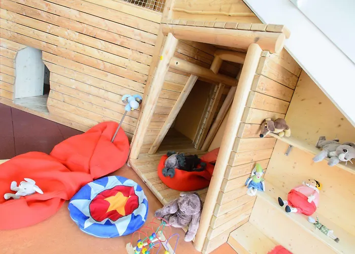 Jufa Knappenberg Hotel 4*