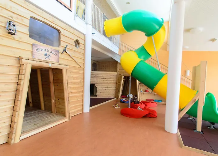 Jufa Knappenberg Hotel 4*